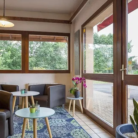 Og Amys Tarbes Sud Hotell