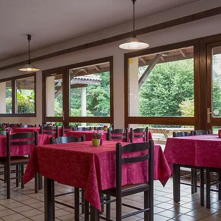 Hotell Og Amys Tarbes Sud
