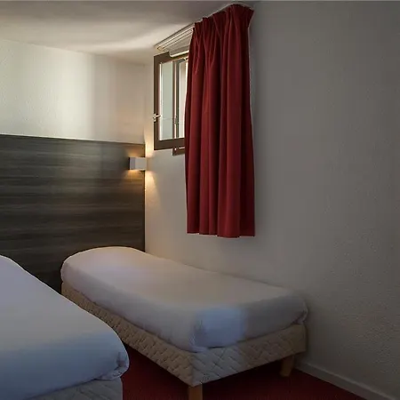 Og Amys Tarbes Sud Otel Odos