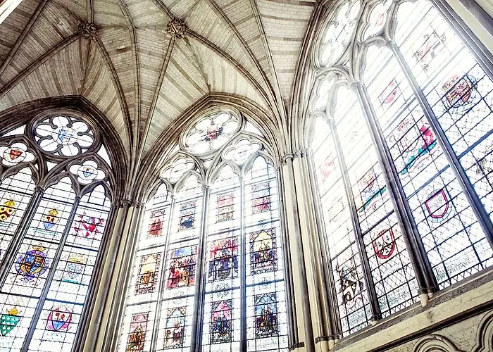 Отель Og Amys Tarbes Sud *