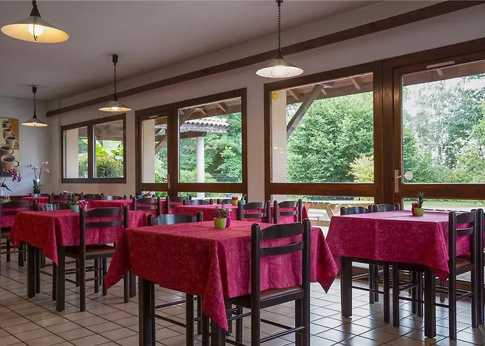 Og Amys Tarbes Sud Отель Odos